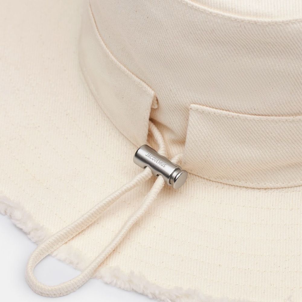 Jacquemus Cream Wide-Brim Bucket Hat with Chin Cord - Picture 2 of 2